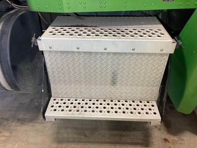 Kenworth T370 Battery Box