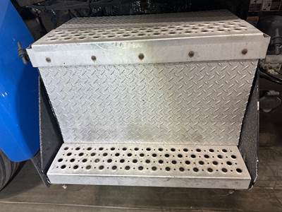 Kenworth T370 Battery Box