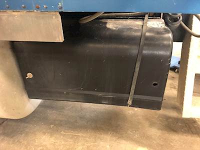 Kenworth T600 Battery Box