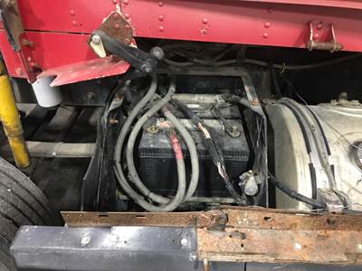 Kenworth T600 Battery Box