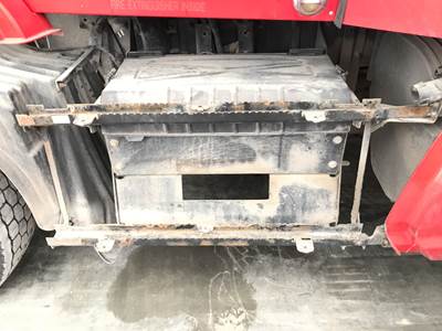 Kenworth T660 Battery Box