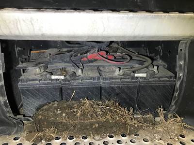Kenworth T680 Battery Box