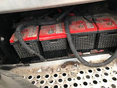 Kenworth T680 Battery Box