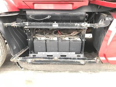 Kenworth T680 Battery Box