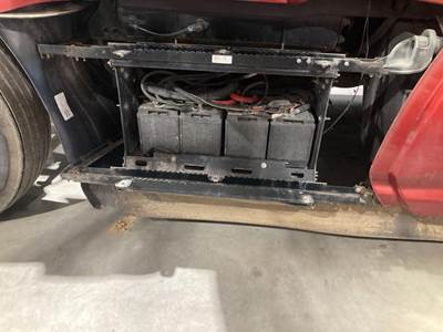 Kenworth T680 Battery Box