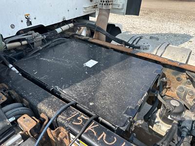 Kenworth T680 Battery Box