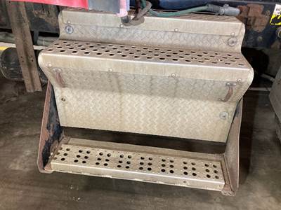 Kenworth T800 Battery Box