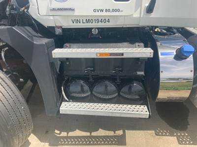 Mack AN (ANTHEM) Battery Box