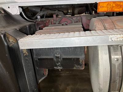 Mack CXN Battery Box