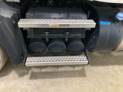 Mack CXU Battery Box