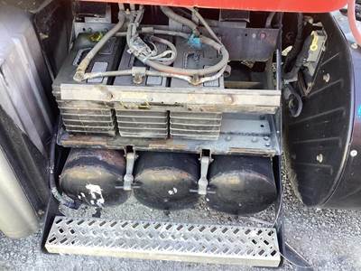 Mack CXU Battery Box