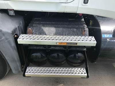 Mack CXU Battery Box