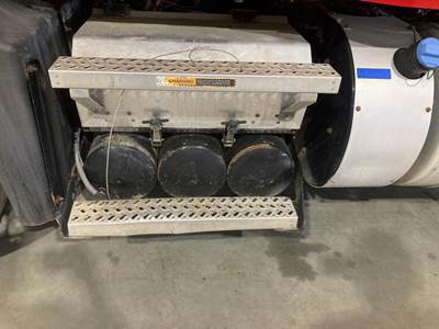 Mack CXU Battery Box