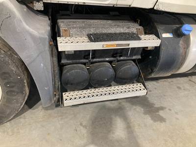 Mack CXU Battery Box