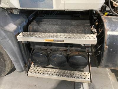 Mack CXU Battery Box