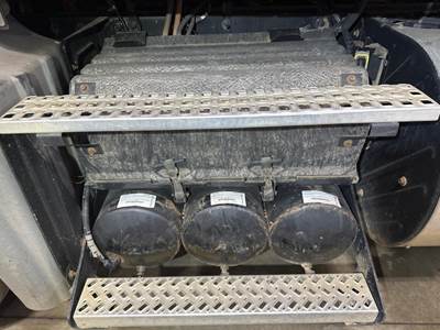 Mack CXU Battery Box