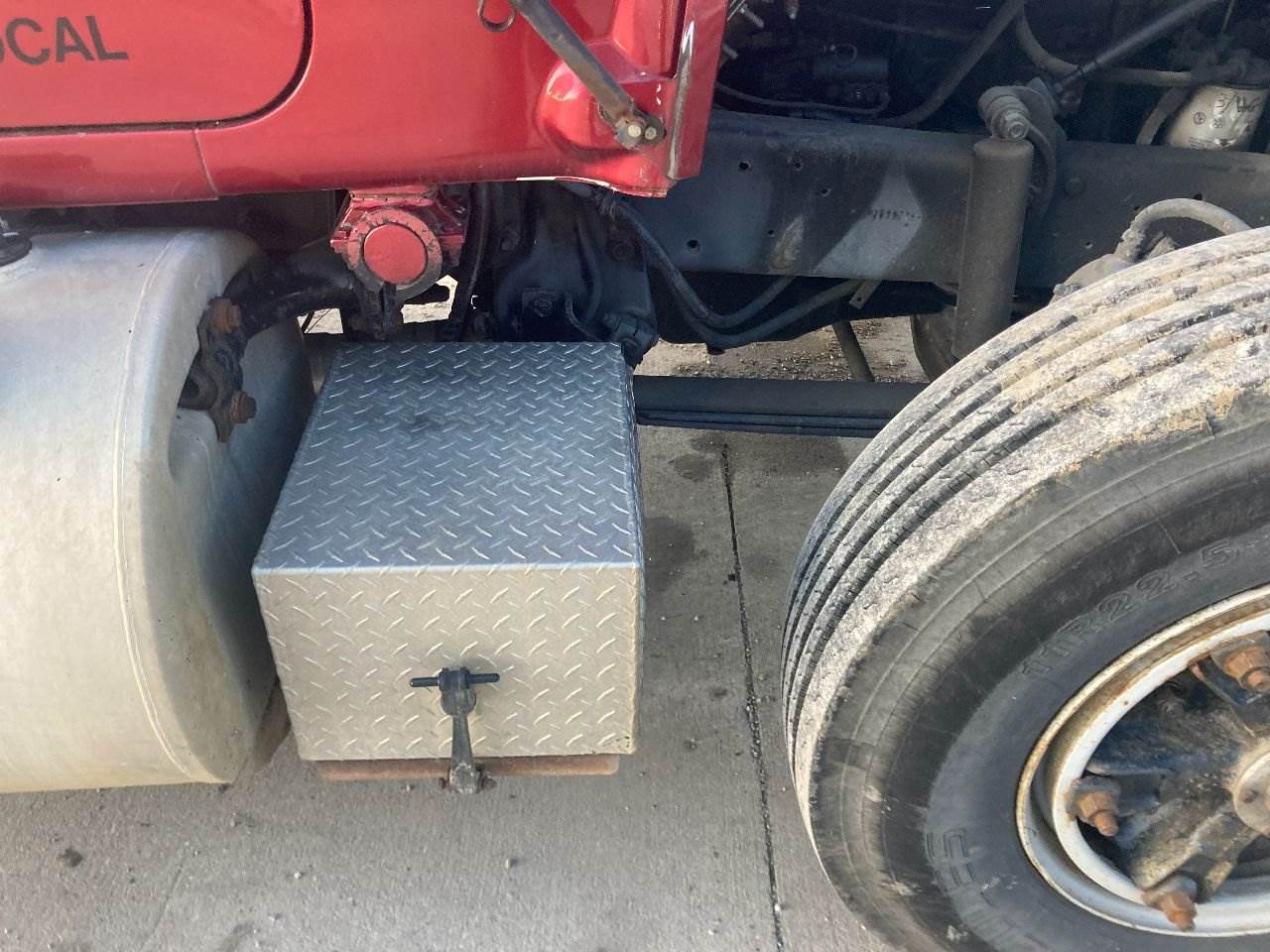 1989 Mack R600 Battery Box For Sale Kansas City, MO 25365622