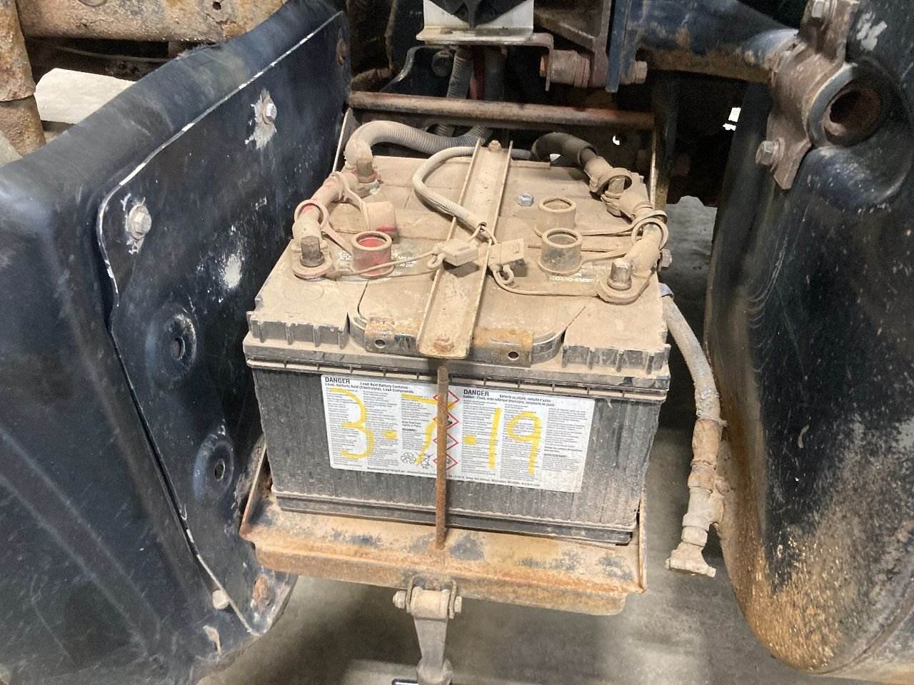 2000 Mack RD600 Battery Box For Sale Sioux Falls, SD 25283036