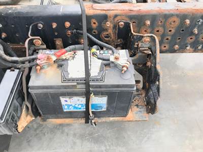 Mitsubishi Fuso Battery Box