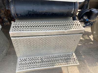 Peterbilt 335 Battery Box