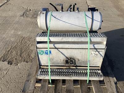 Peterbilt 377 Battery Box