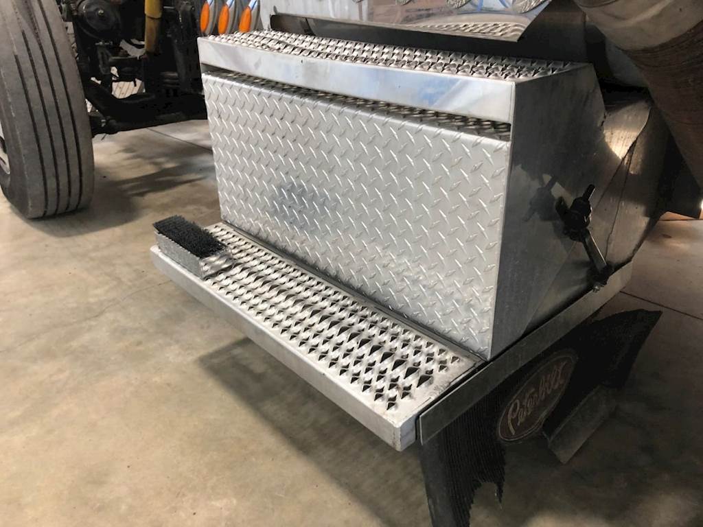 2007 Peterbilt 379 Battery Box For Sale Spencer, IA 24800272