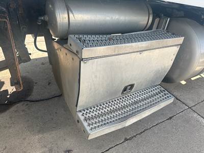 Peterbilt 384 Battery Box