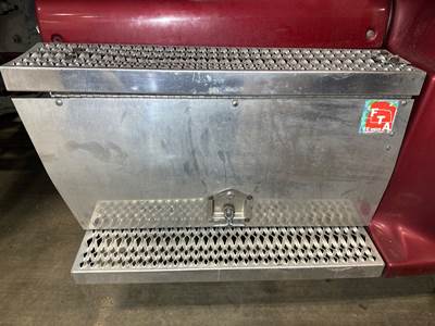 Peterbilt 386 Battery Box