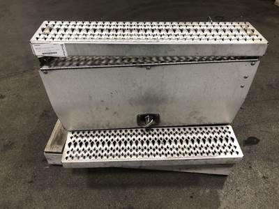 Peterbilt 386 Battery Box