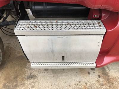 Peterbilt 387 Battery Box