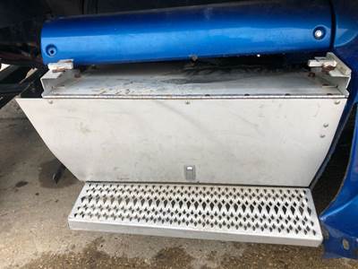 Peterbilt 387 Battery Box
