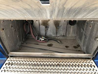 Peterbilt 387 Battery Box