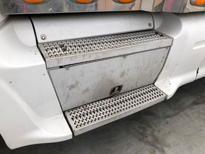 Peterbilt 387 Battery Box