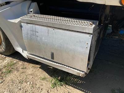 Peterbilt 387 Battery Box
