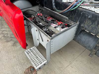 Peterbilt 387 Battery Box