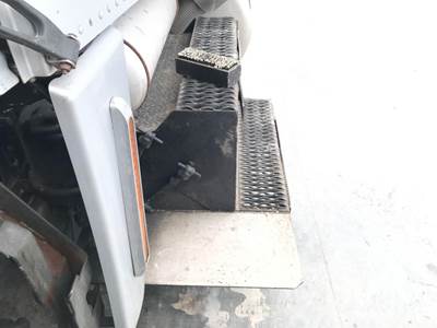 Peterbilt 388 Battery Box