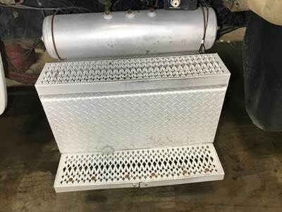 Peterbilt 389 Battery Box