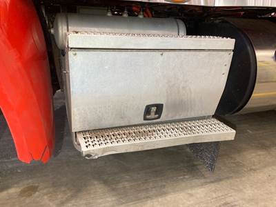 Peterbilt 579 Battery Box