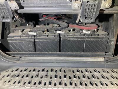 Peterbilt 579 Battery Box