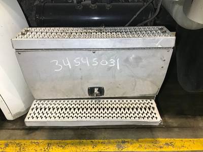 Peterbilt 579 Battery Box
