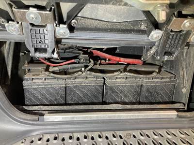 Peterbilt 579 Battery Box
