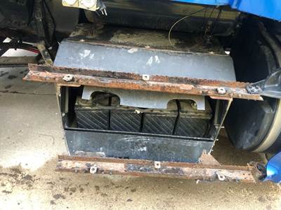 Peterbilt 579 Battery Box