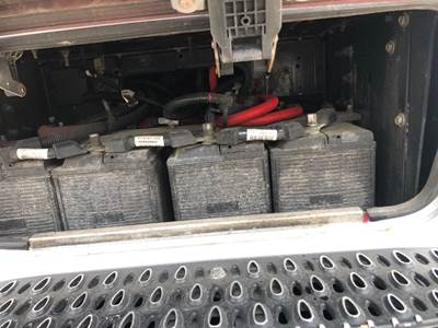 Peterbilt 579 Battery Box