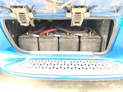 Peterbilt 579 Battery Box