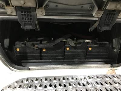 Peterbilt 579 Battery Box