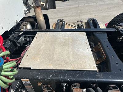 Peterbilt 579 Battery Box