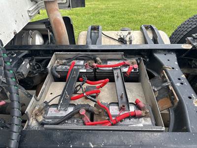 Peterbilt 579 Battery Box