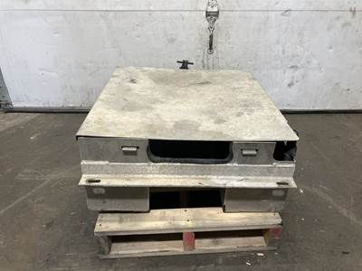 Peterbilt 579 Battery Box