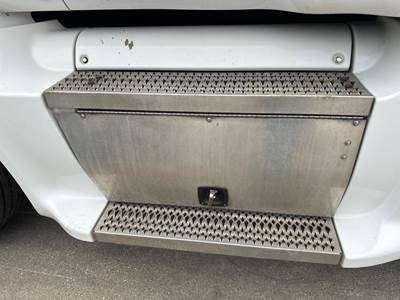 Peterbilt 587 Battery Box