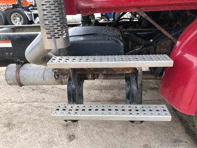 Sterling L8513 Battery Box